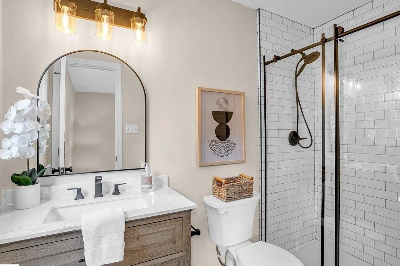 Homestead Drive Master Bath After